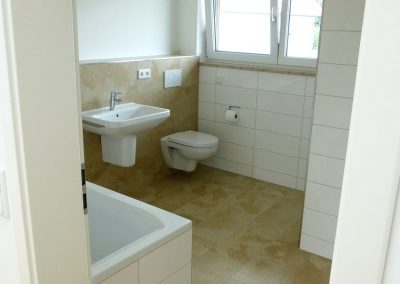 Badezimmer im Doppelhaus