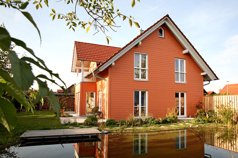 Schwedenhaus mit Teich Schwedenhaus mit Teich