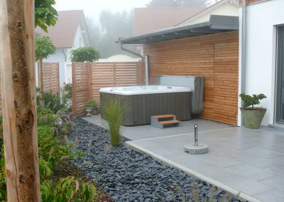 Terrasse mit Whirlpool