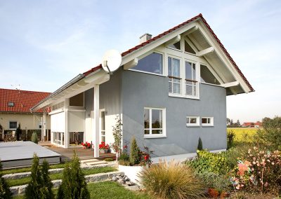 Wunderschönes Holzhaus im Landhausstil