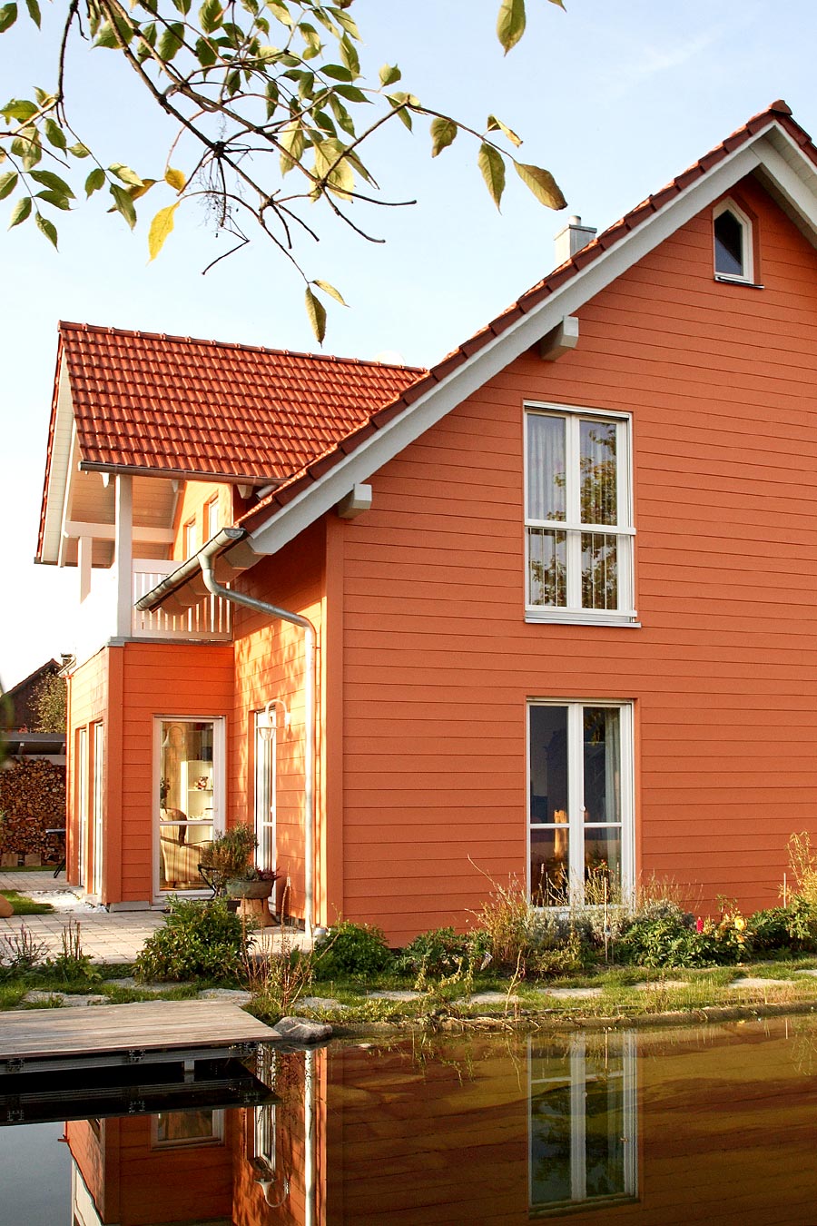 Gemütliches Schwedenhaus mit Teich