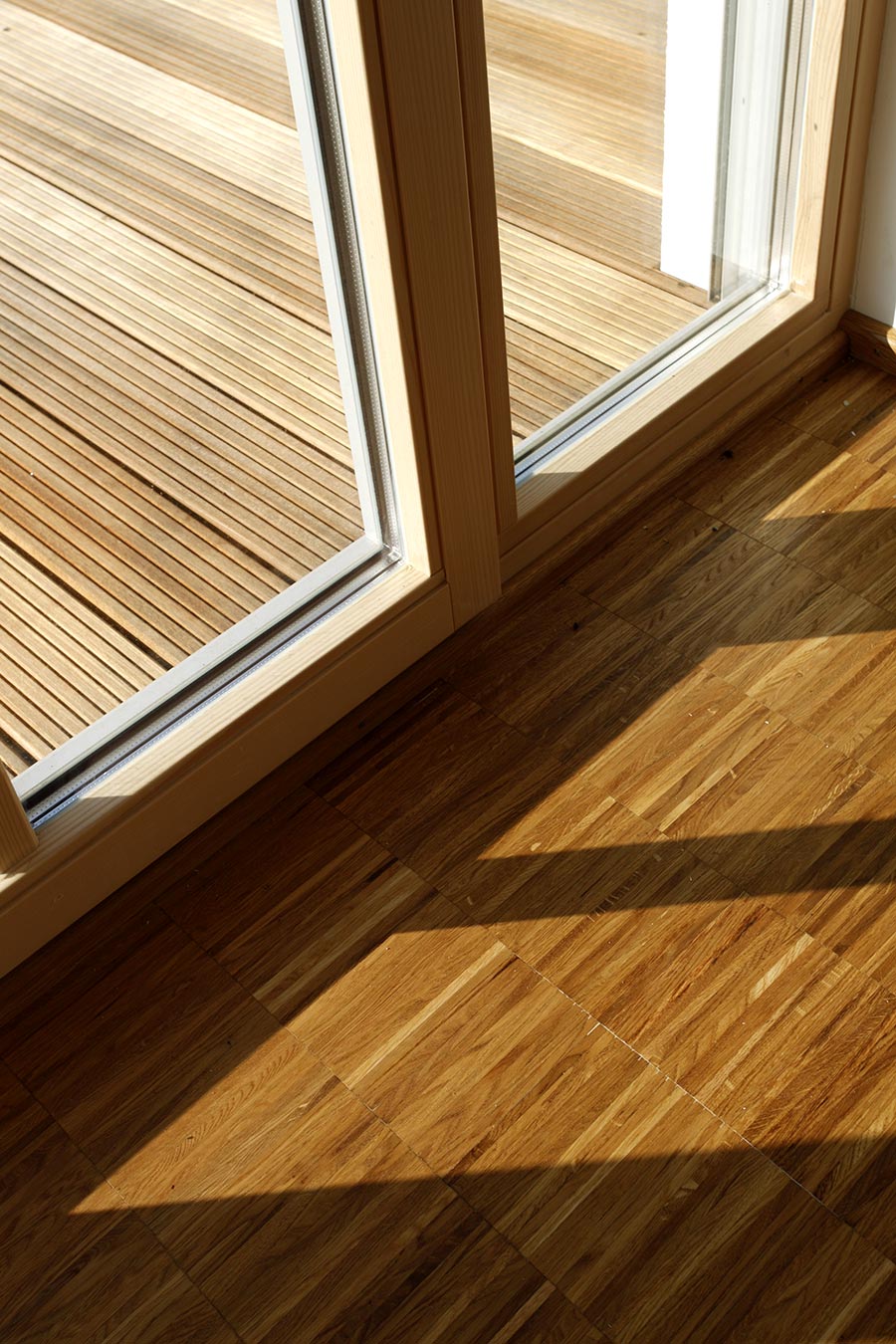 Stäbchenparkett im Holzhaus in Deggendorf