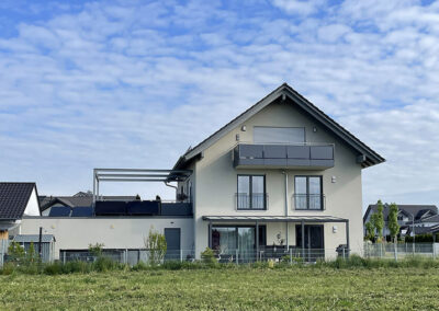 Einfamilienhaus mit Garage